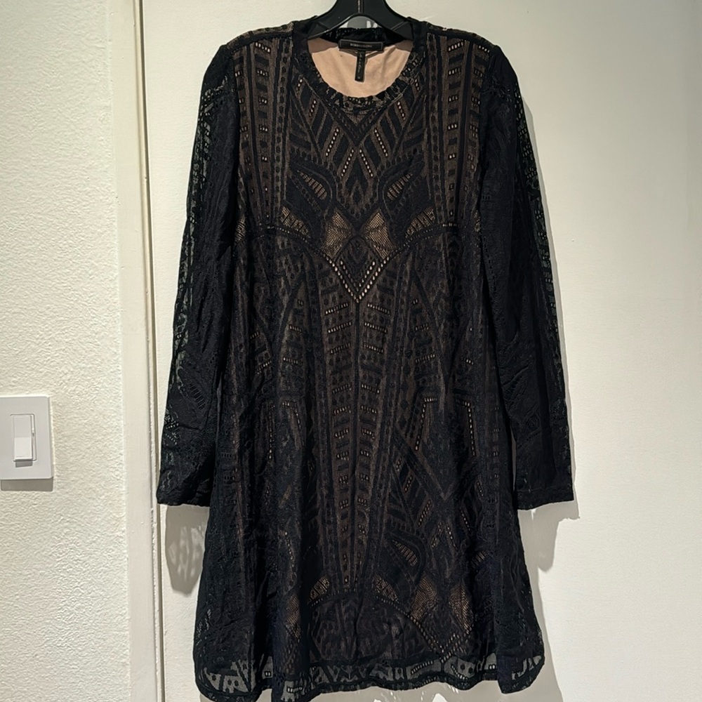 BCBGMAXAZRIA black-tan liningVintage See Through Print, M, Good Condition Dreas